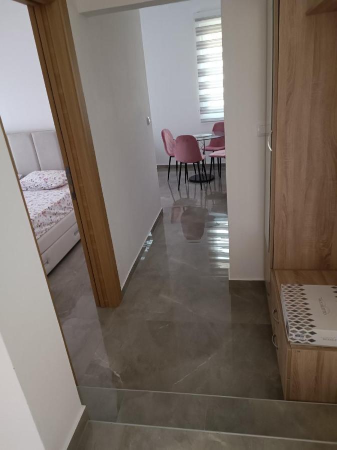 Luna Apartment Котор Екстер'єр фото