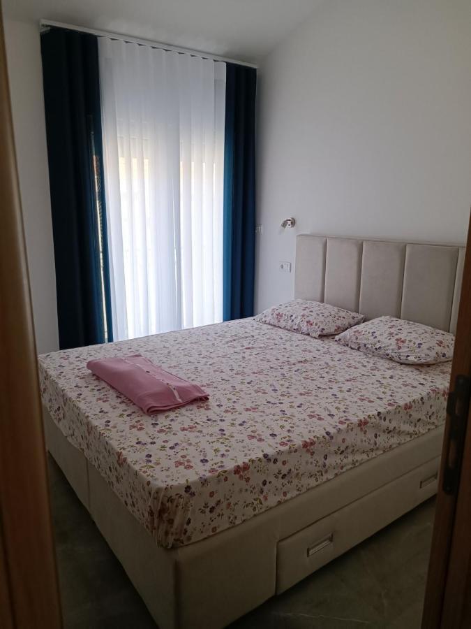 Luna Apartment Котор Екстер'єр фото
